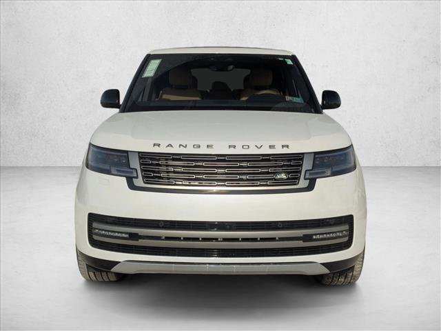 New 2026 Land Rover Range Rover Long Wheelbase SE image 6