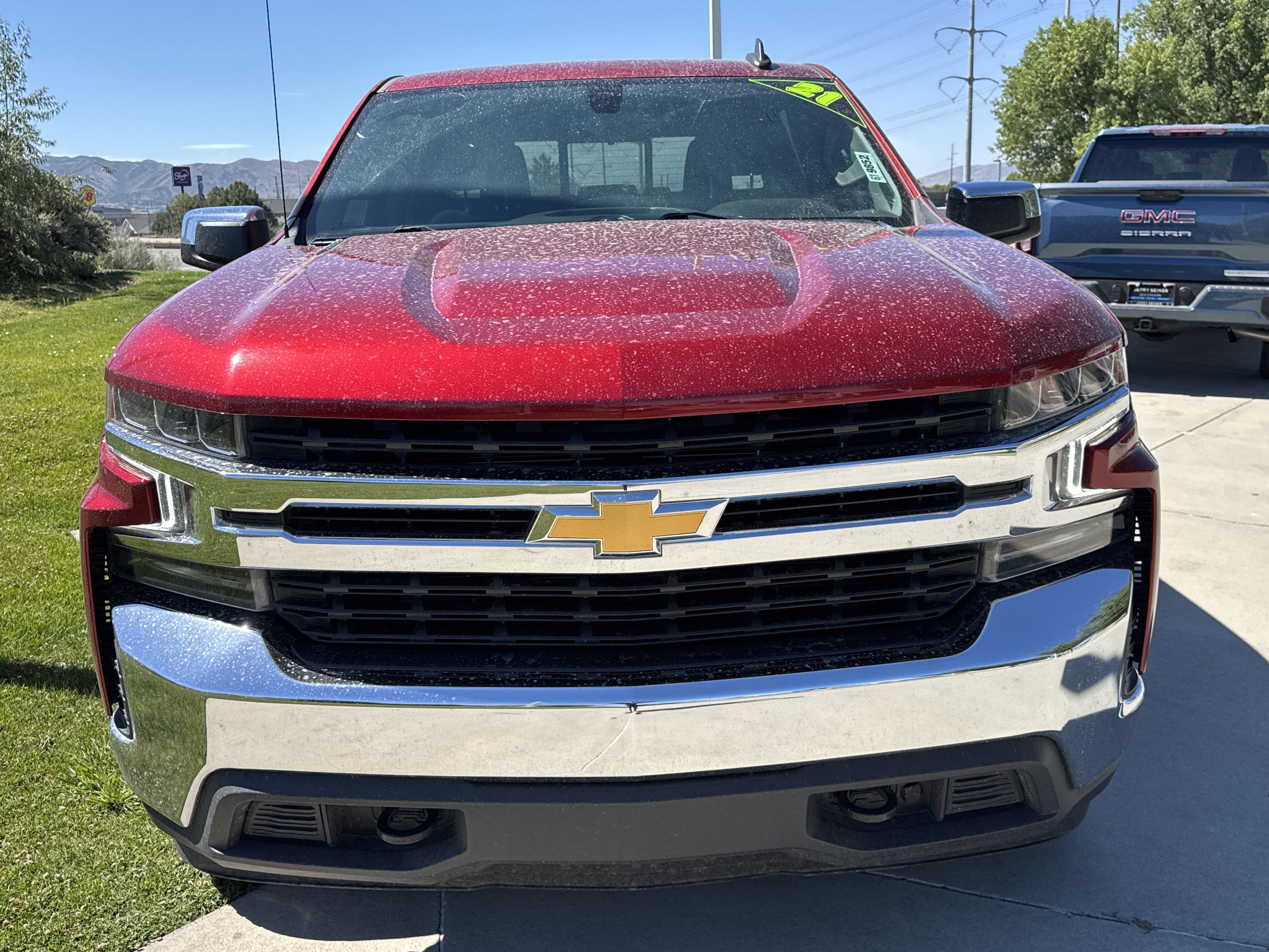 Used 2021 Chevrolet Silverado 1500 LT w/ Diesel Off-Road Package AWD/4WD image 9