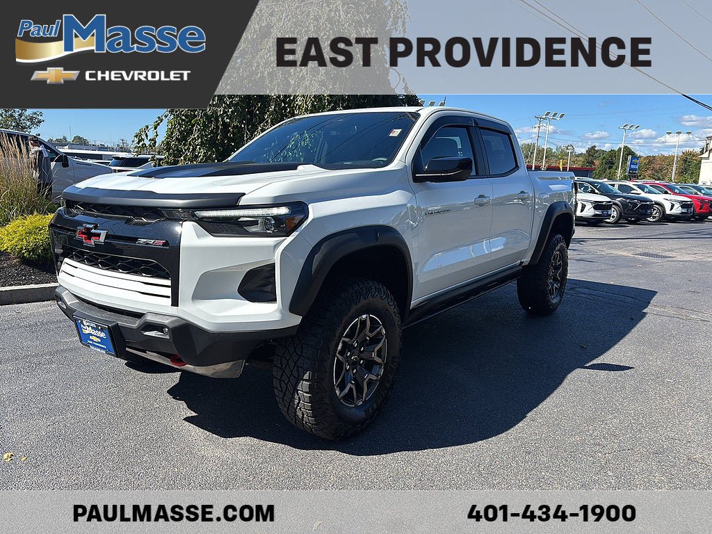 Used 2024 Chevrolet Colorado ZR2 w/ Safety Package AWD/4WD image 1
