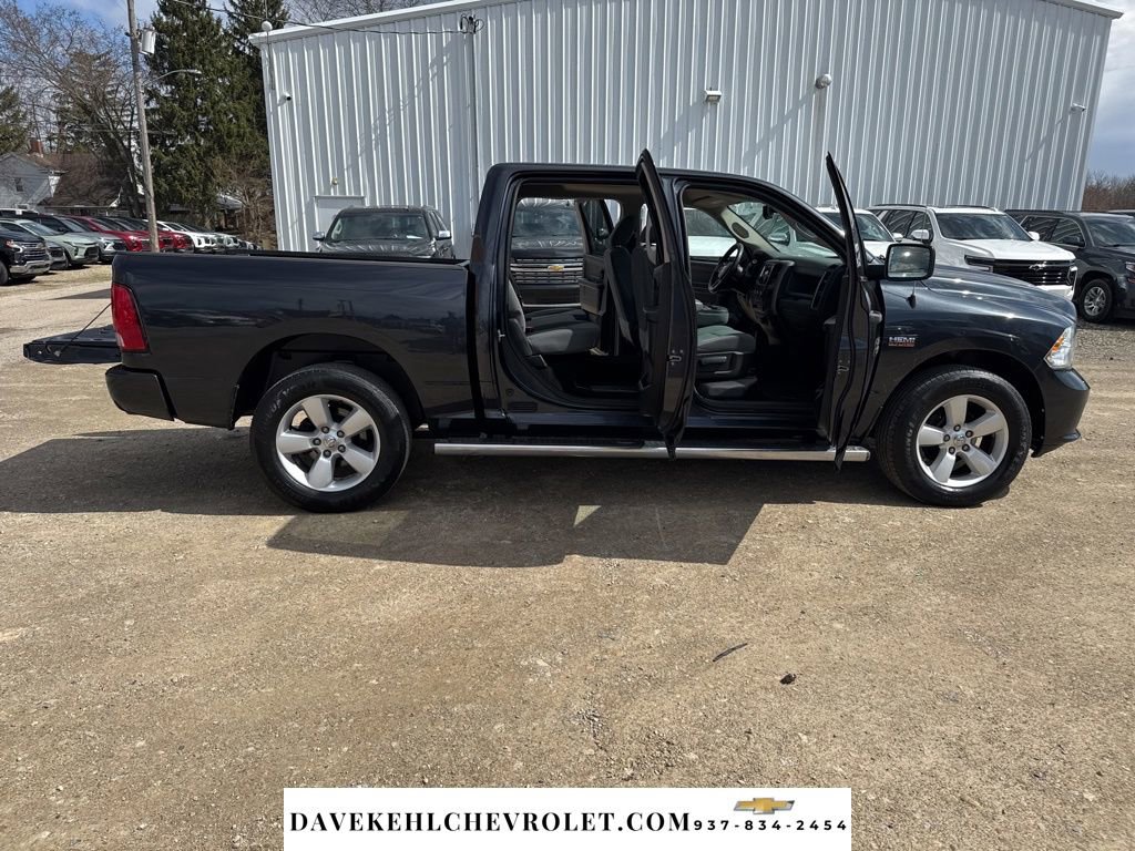 Used 2014 RAM 1500 Express image 31