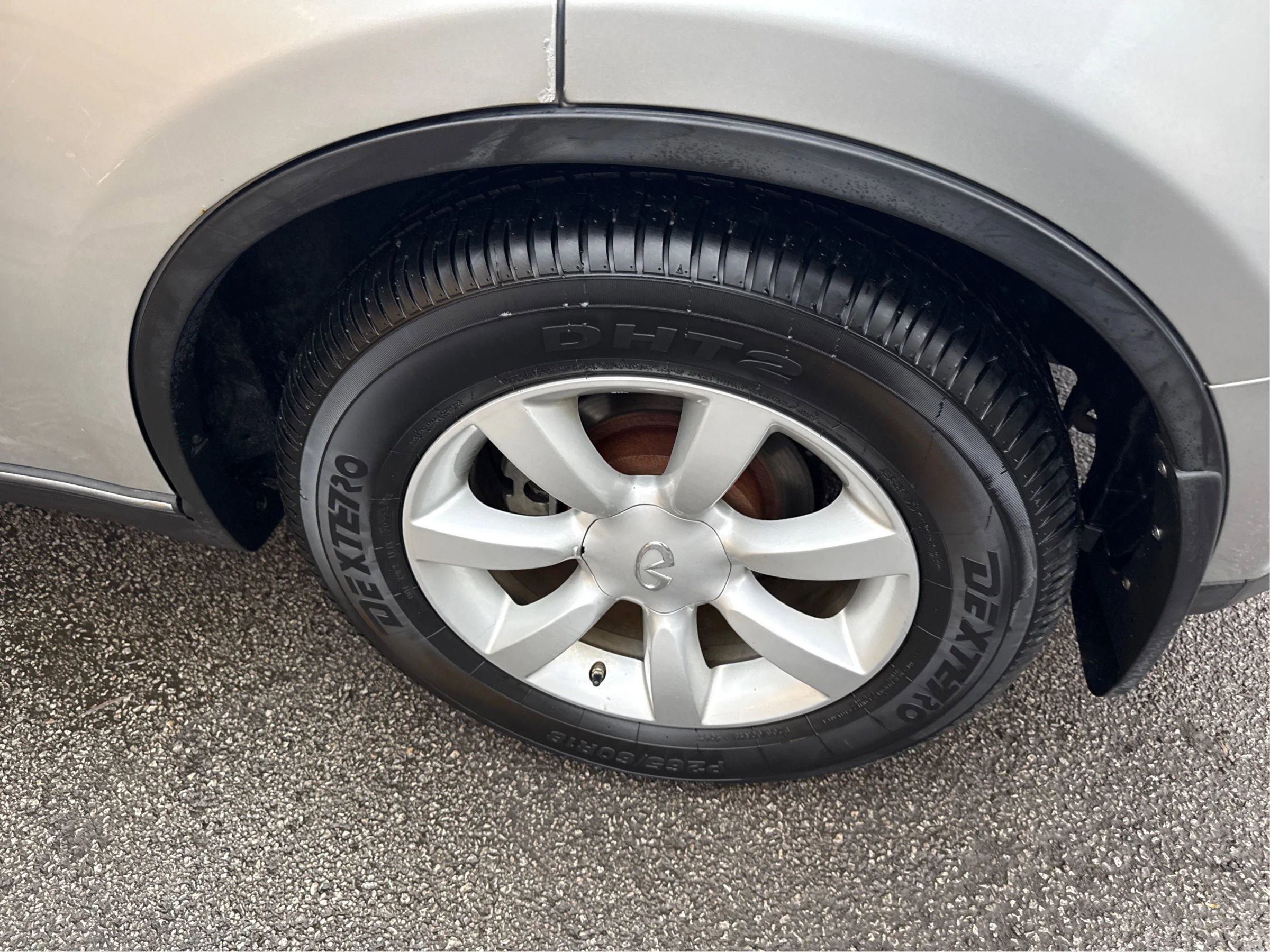 Used 2005 INFINITI FX35 AWD w/ (P01) Touring Pkg image 22