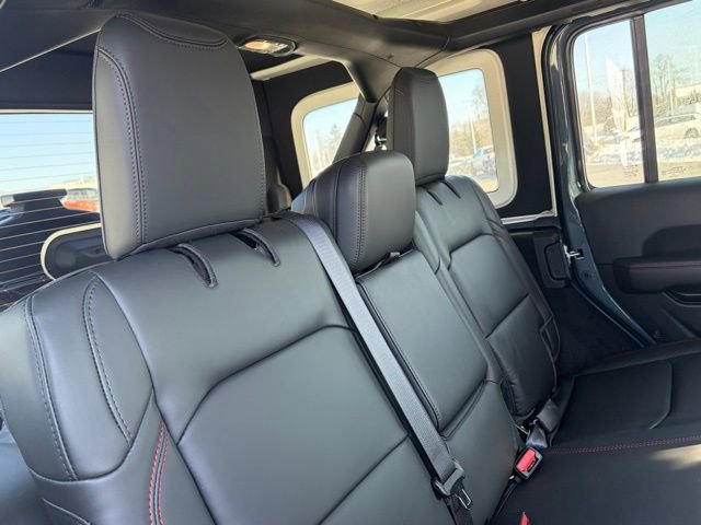 New 2026 Jeep Wrangler Unlimited Rubicon 392 w/ Quick Order Package 27X Moab AWD/4WD image 34