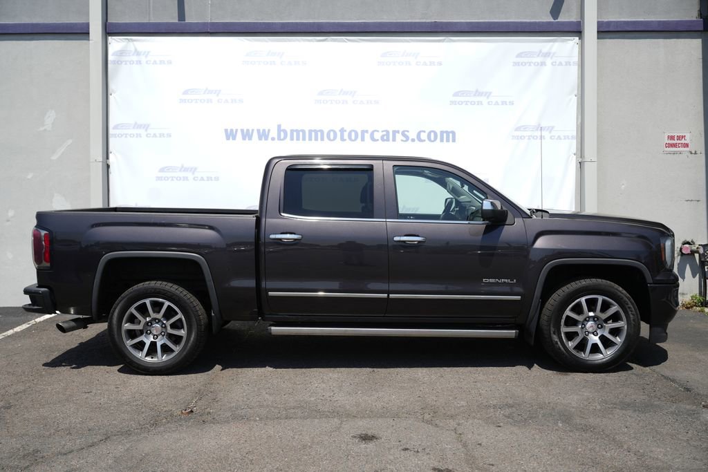 Used 2016 GMC Sierra 1500 Denali w/ Enhanced Driver Alert Package AWD/4WD image 7
