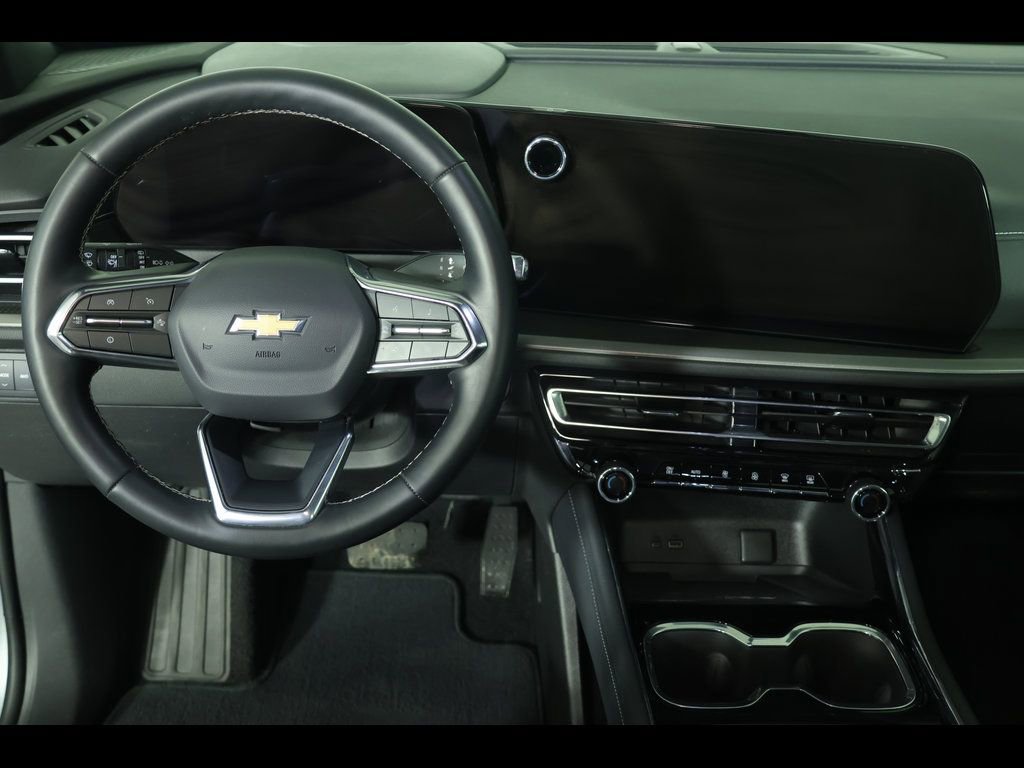 Used 2024 Chevrolet Traverse LT w/ Enhanced Driving Package image 15