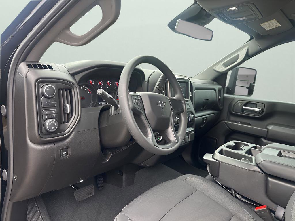 Used 2025 Chevrolet Silverado 2500 Custom w/ Custom Value Package image 24