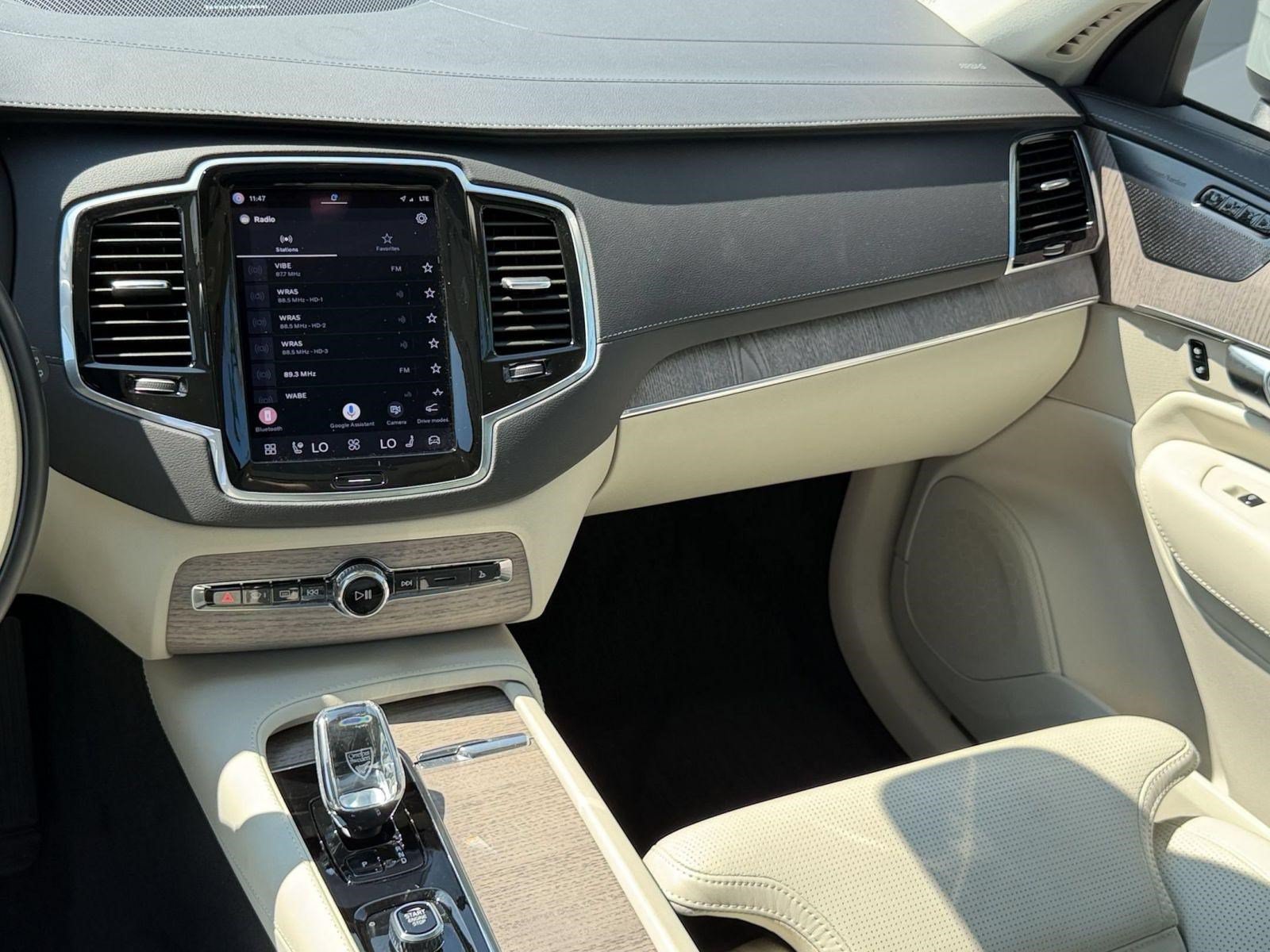 Certified 2024 Volvo XC90 B6 Ultimate AWD/4WD image 28