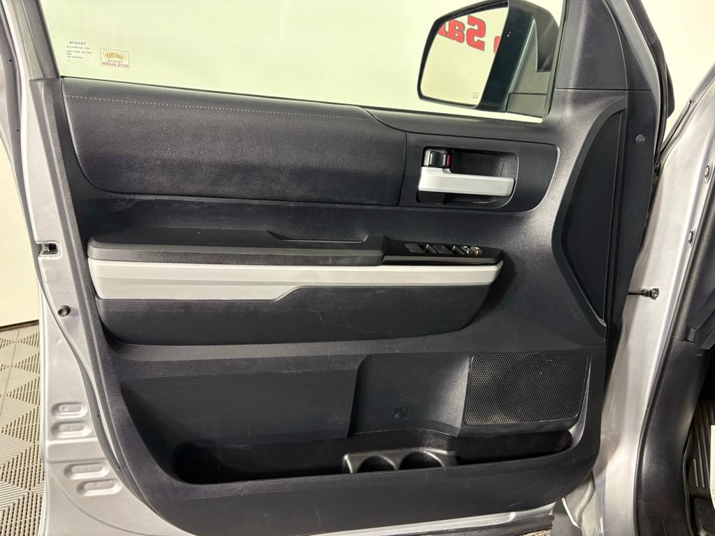 Used 2018 Toyota Tundra SR5 w/ TRD Off Road Package AWD/4WD image 14