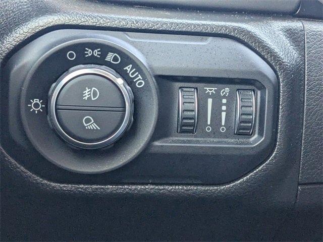 Used 2022 Jeep Gladiator Sport image 25