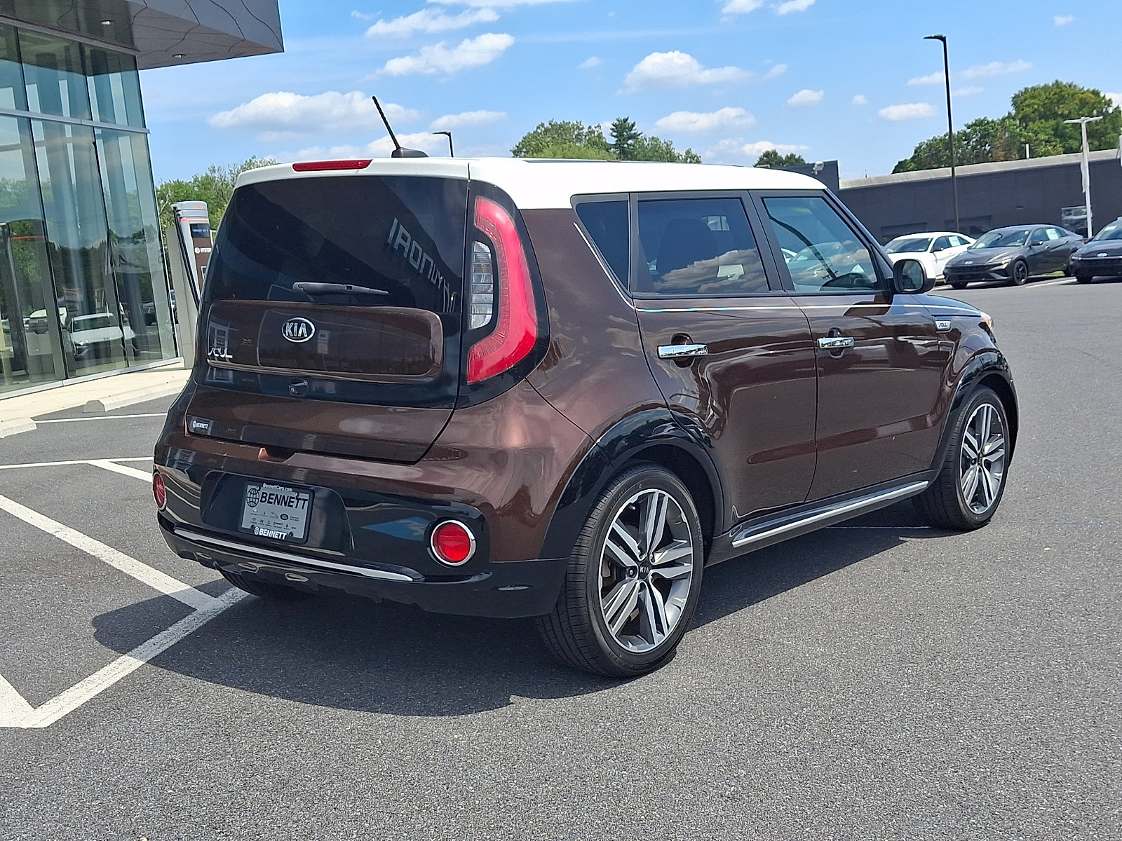 Used 2017 Kia Soul + FWD image 6