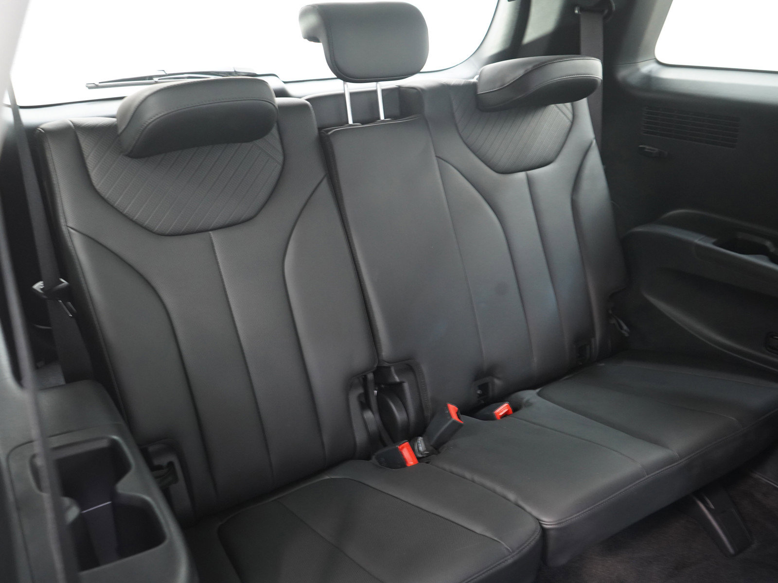 Used 2025 Hyundai Palisade SEL AWD/4WD image 15