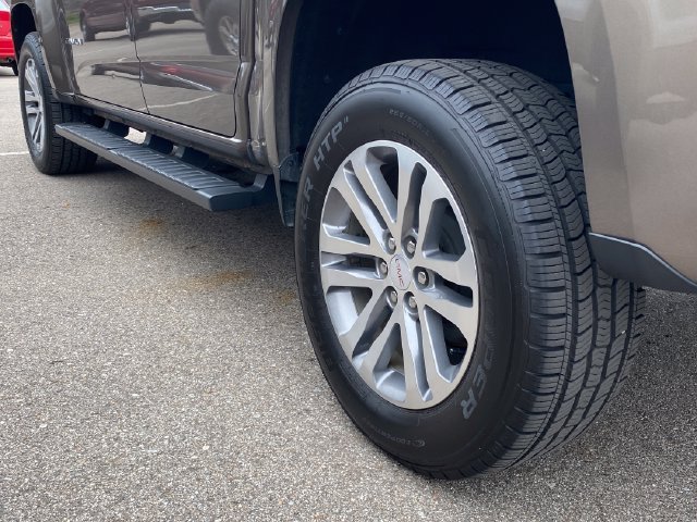 Used 2016 GMC Canyon SLE w/ Nightfall Edition AWD/4WD image 34