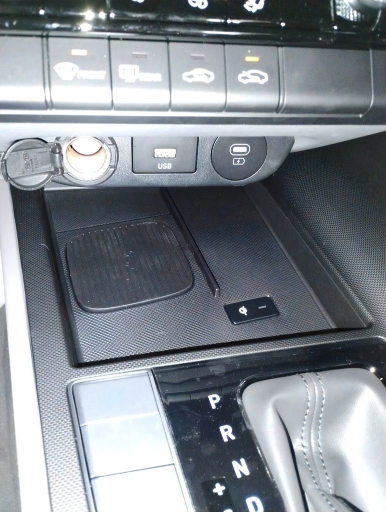 Used 2025 Hyundai Elantra Sport image 38