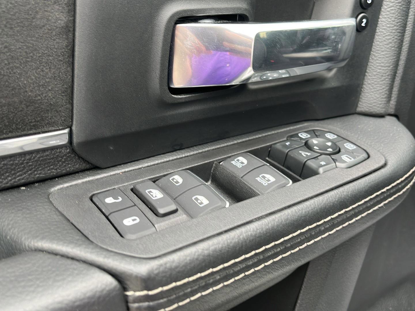 Used 2026 RAM 2500 Laramie w/ Night Edition AWD/4WD image 10