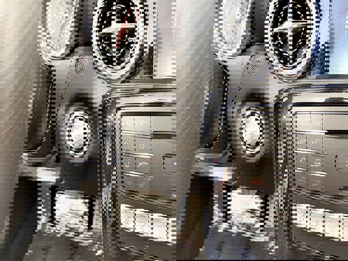 Used 2019 Mercedes-Benz SLC 300 image 53