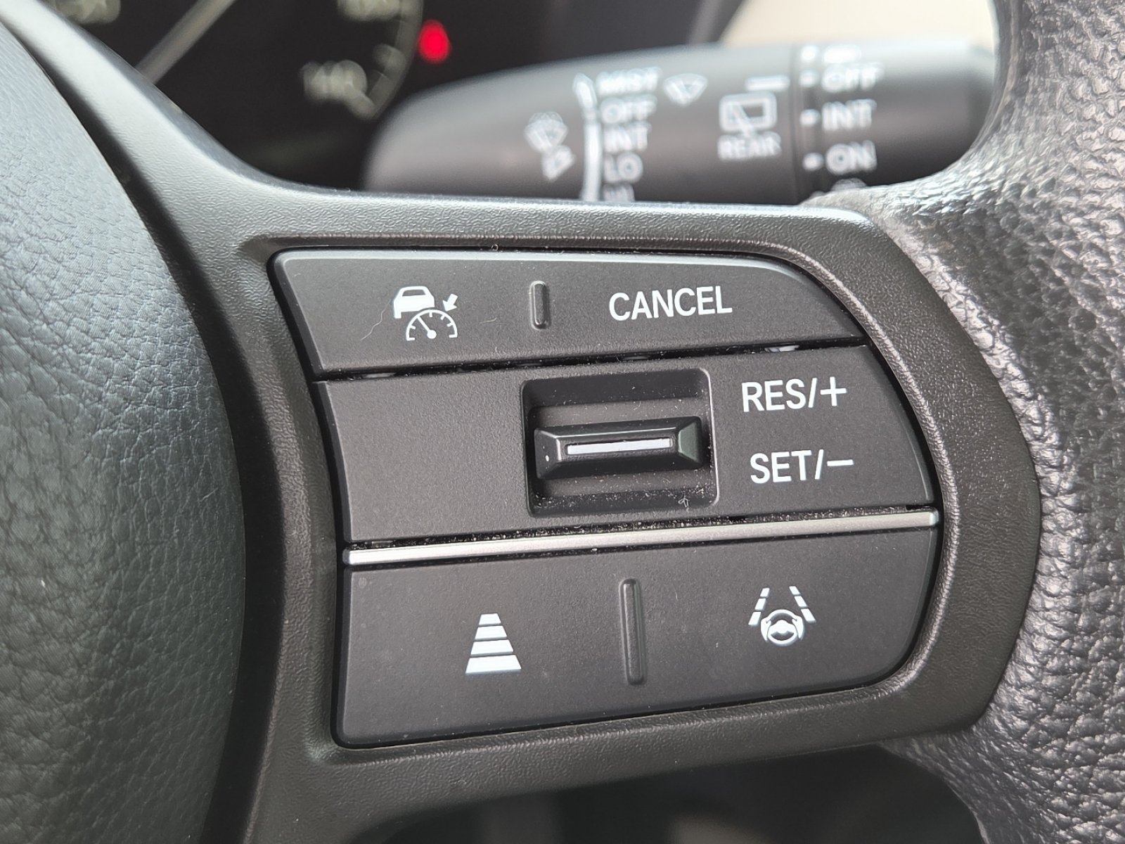 Used 2023 Honda HR-V LX image 4