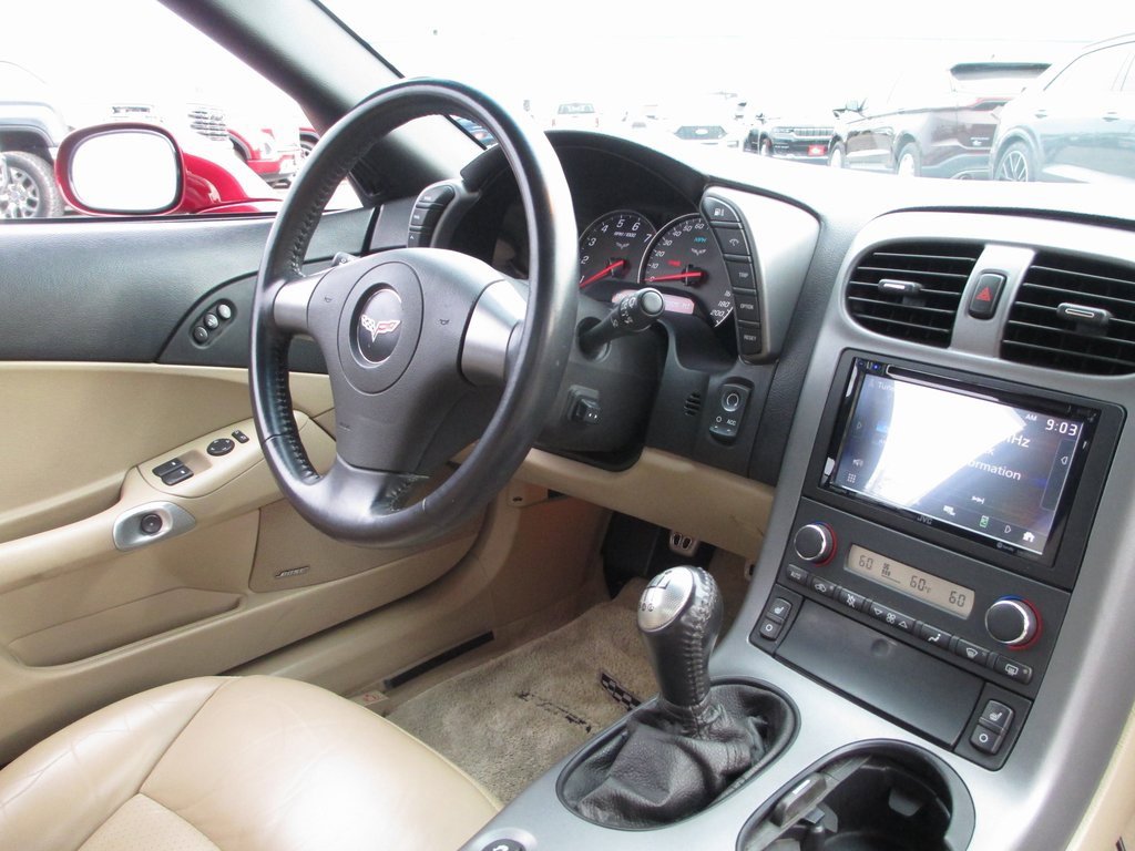 Used 2006 Chevrolet Corvette Convertible w/ Preferred Equipment Group image 17