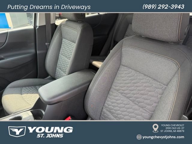 Used 2020 Chevrolet Equinox LT w/ Driver Convenience Package FWD image 17