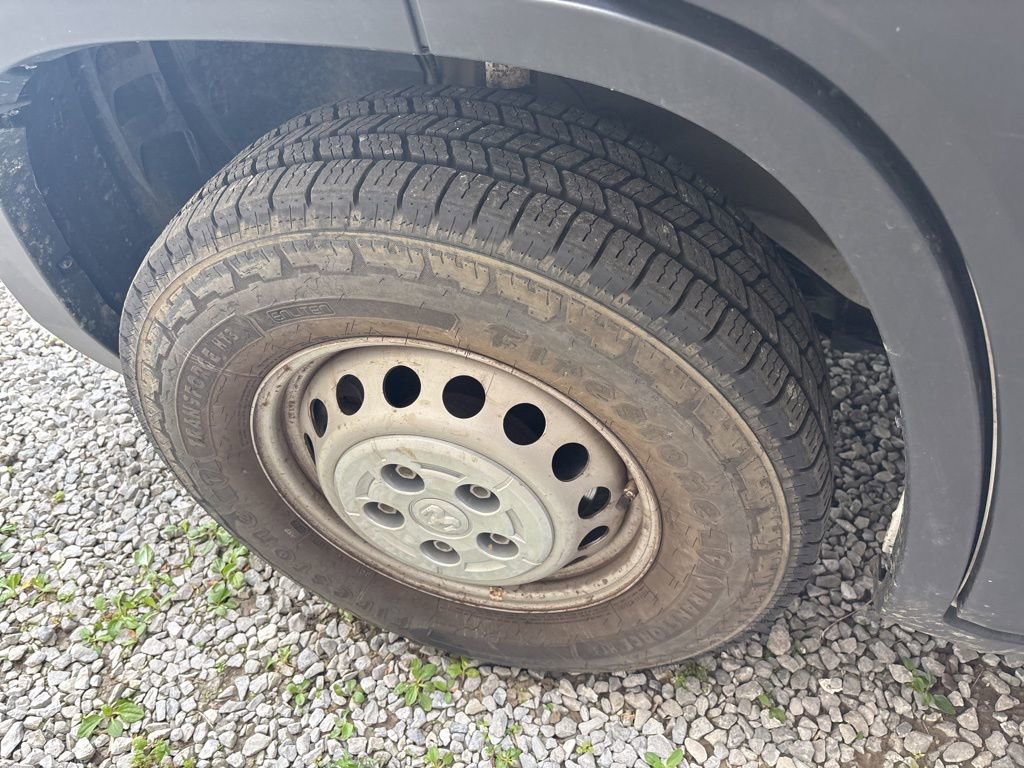 Used 2024 RAM ProMaster 2500 w/ Convenience Group image 7