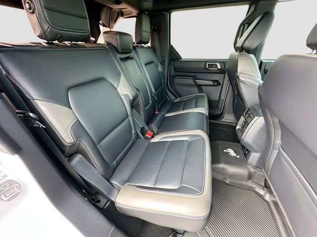 Used 2025 Ford Bronco Outer Banks w/ Sasquatch Package AWD/4WD image 26