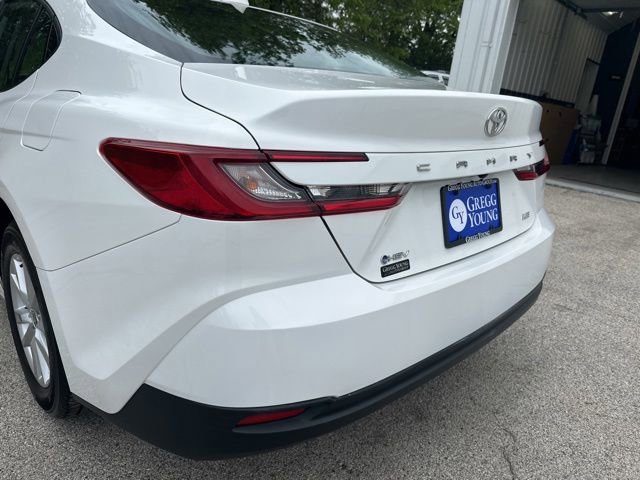 Used 2025 Toyota Camry LE FWD image 15