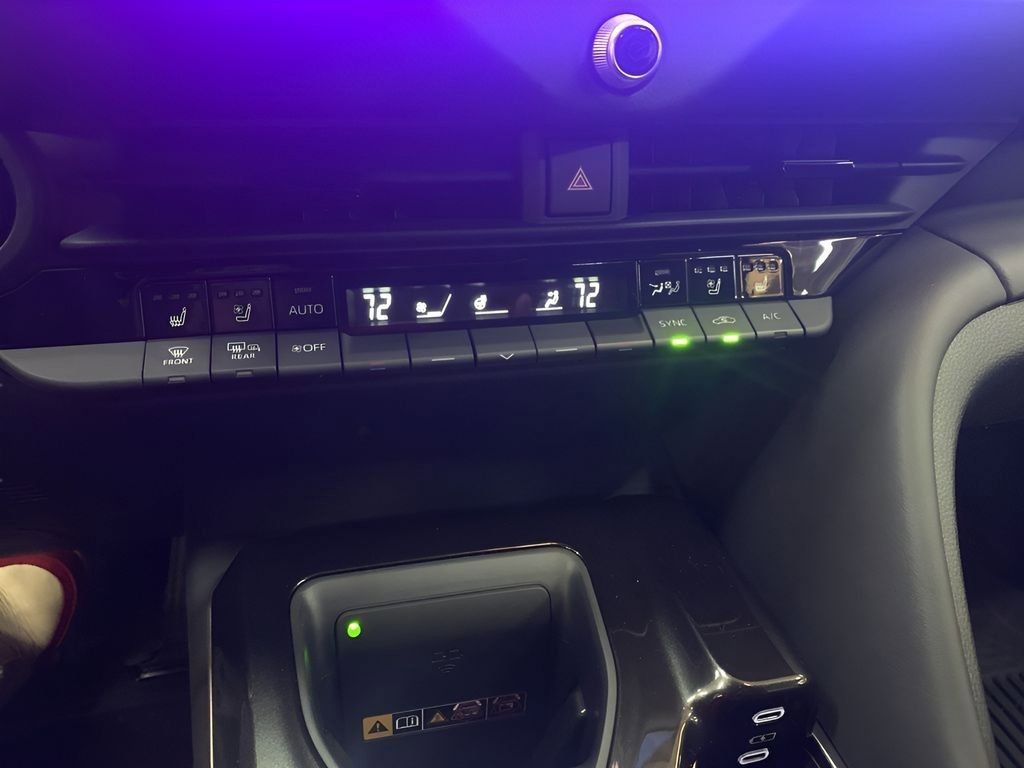 New 2025 Toyota Crown Platinum image 20