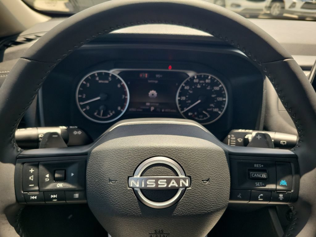 Used 2026 Nissan Rogue SV FWD image 19