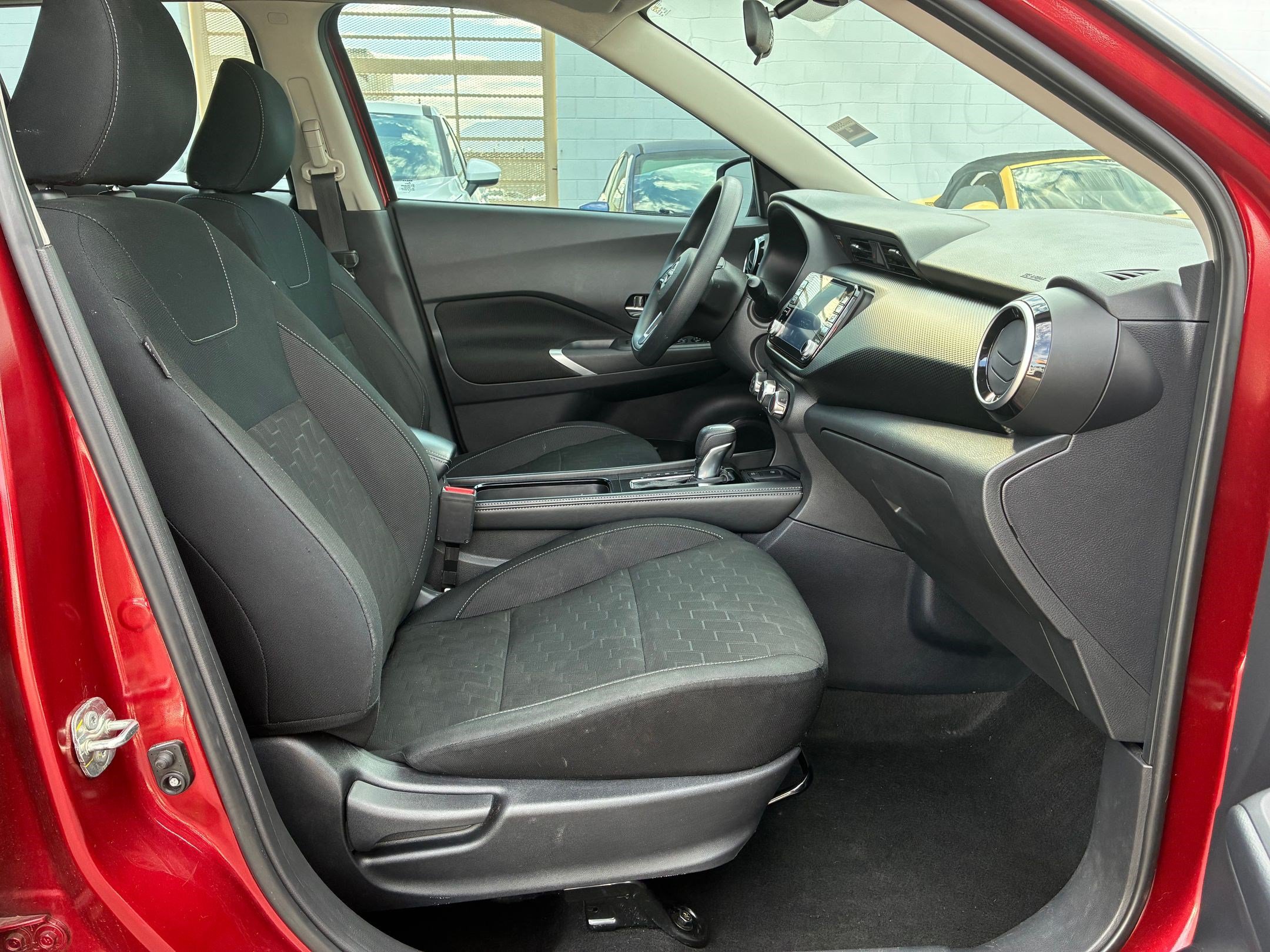 Certified 2024 Nissan Kicks SV FWD image 31