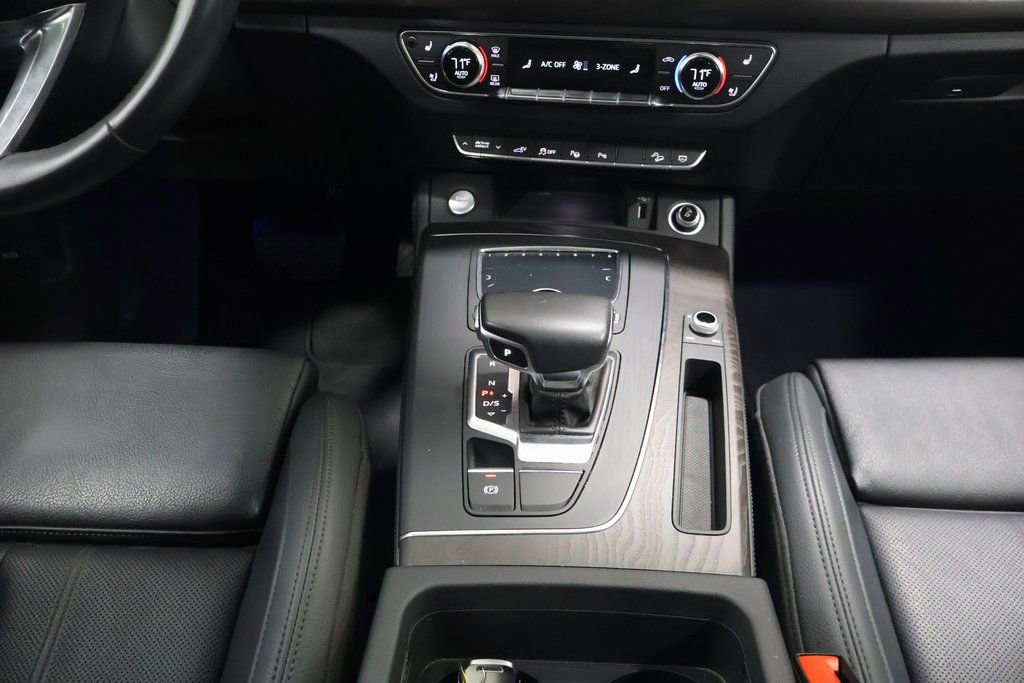 Used 2020 Audi Q5 e Prestige w/ Prestige Package AWD/4WD image 20