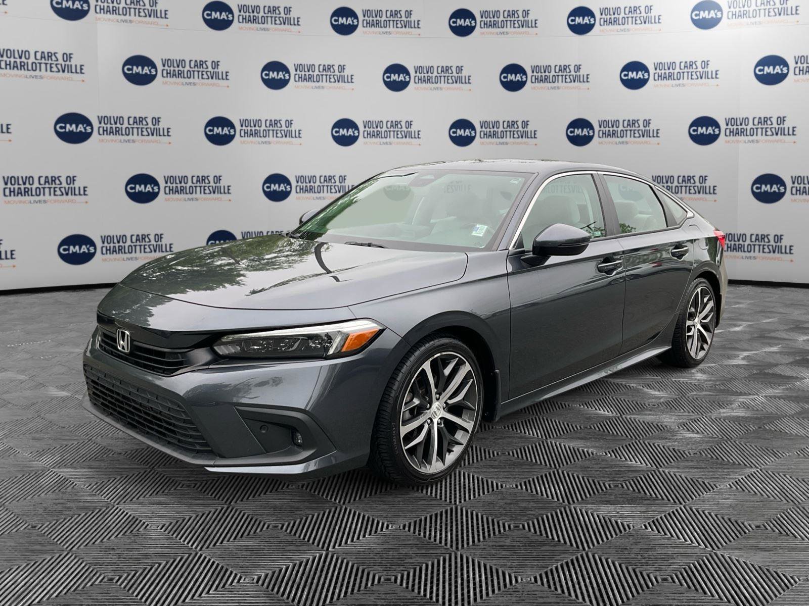 Used 2024 Honda Civic Touring image 1