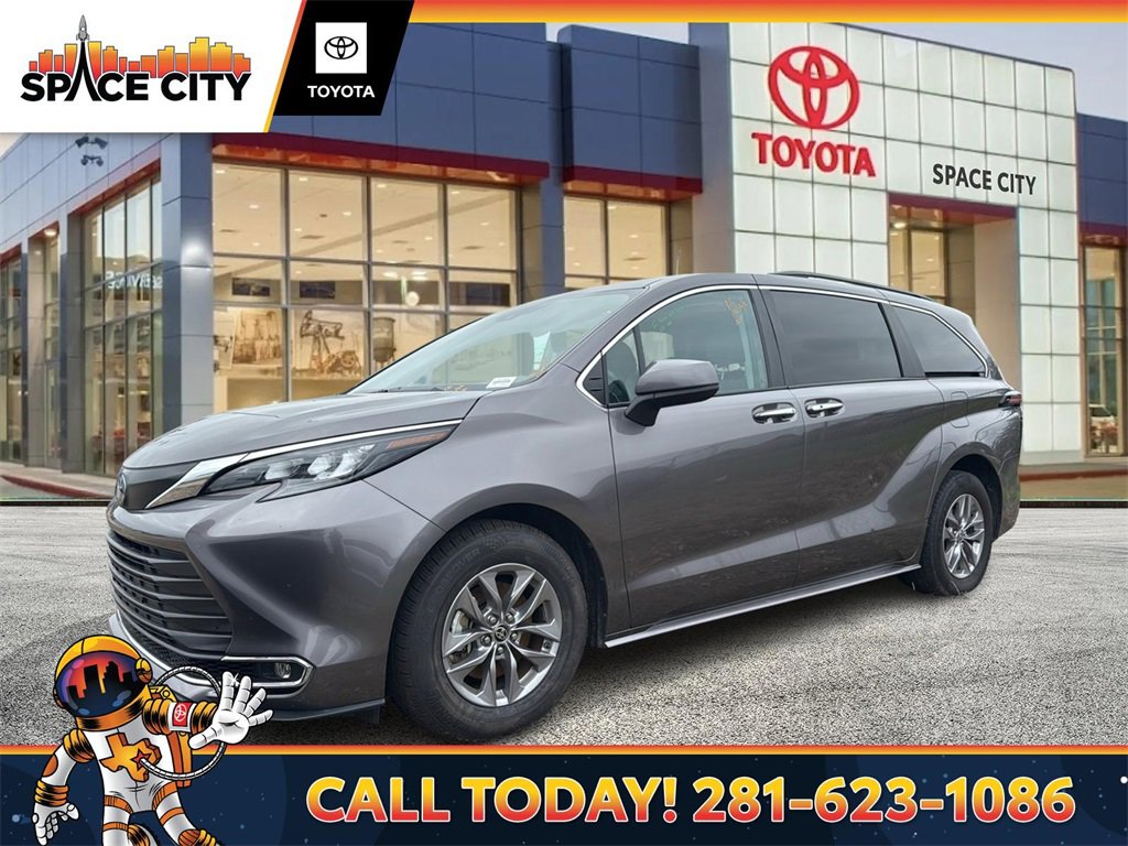 Used 2024 Toyota Sienna XLE