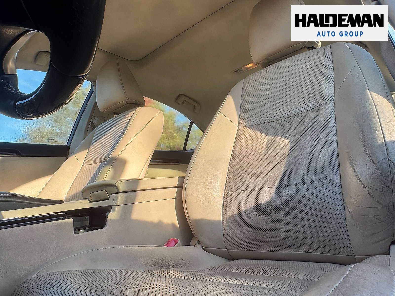 Used 2014 Lexus ES 350 w/ Luxury Package FWD image 7