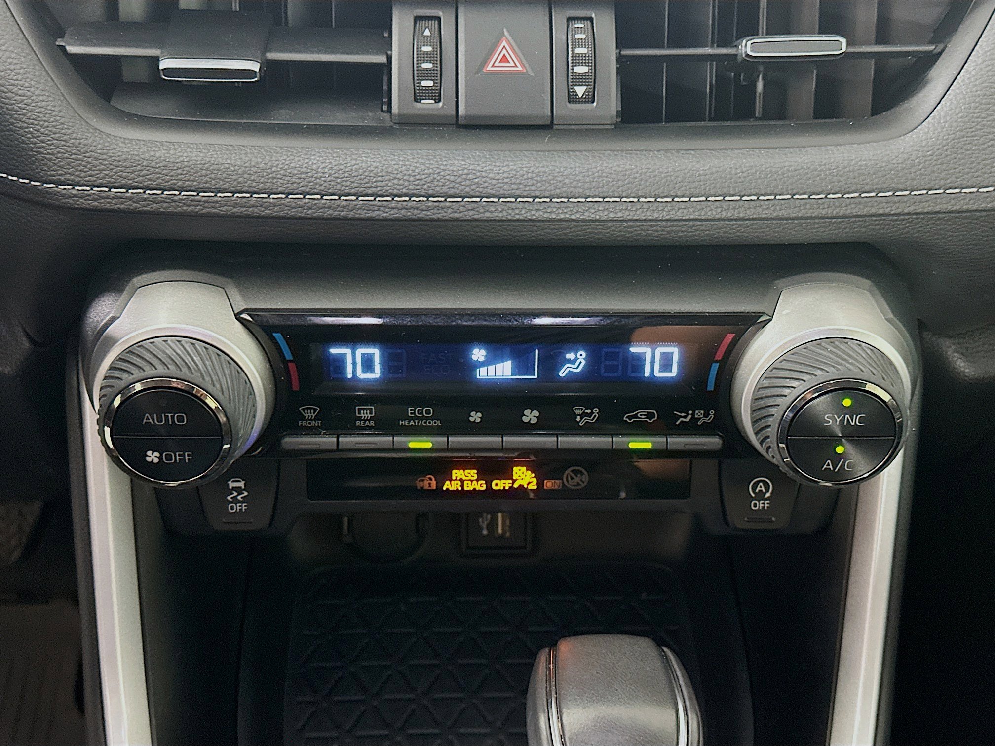 Used 2023 Toyota RAV4 XLE Premium image 22