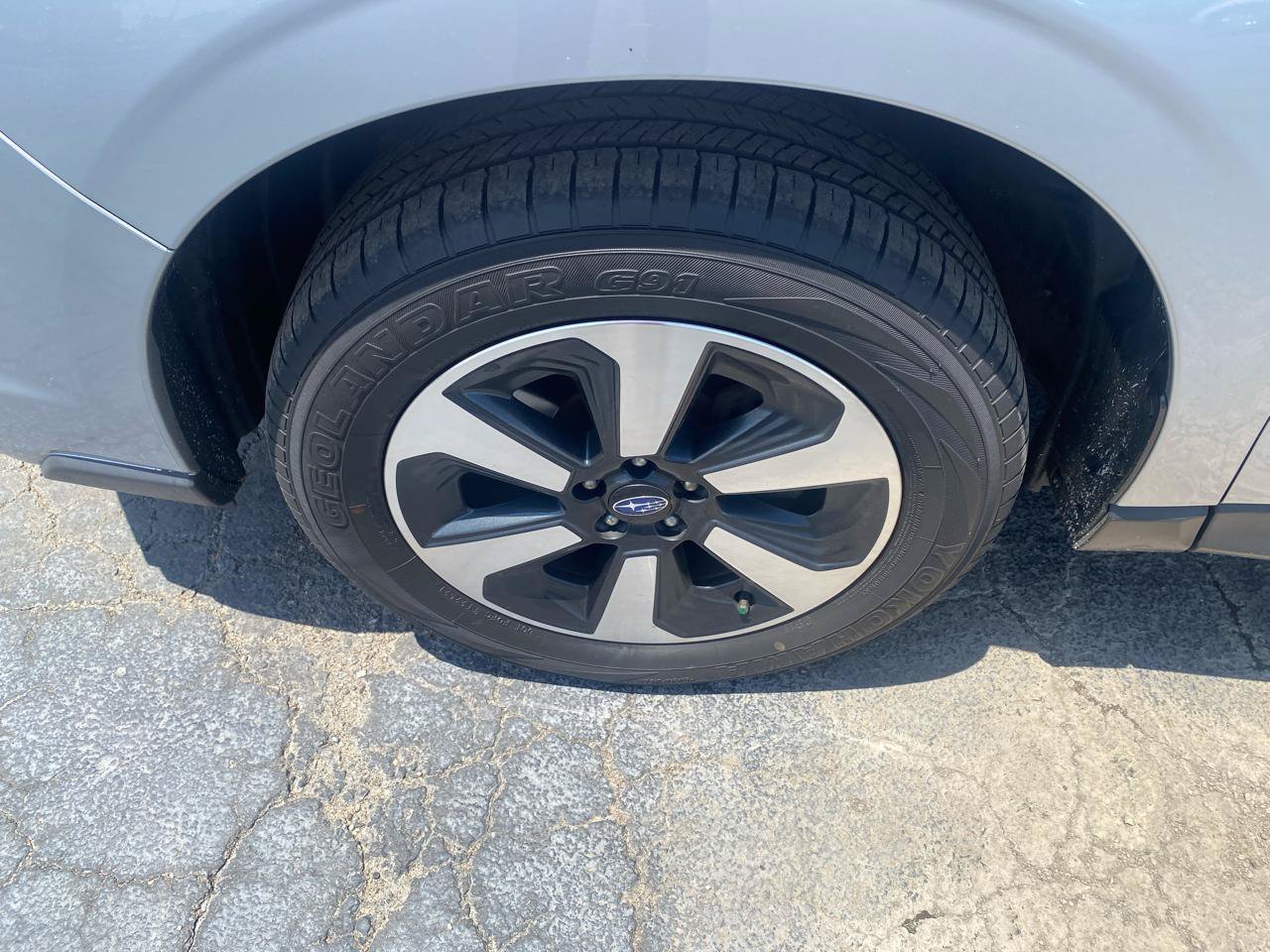 Used 2018 Subaru Forester 2.5i Premium w/ All-Weather Package AWD/4WD image 5