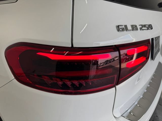 Certified 2026 Mercedes-Benz GLB 250 image 34