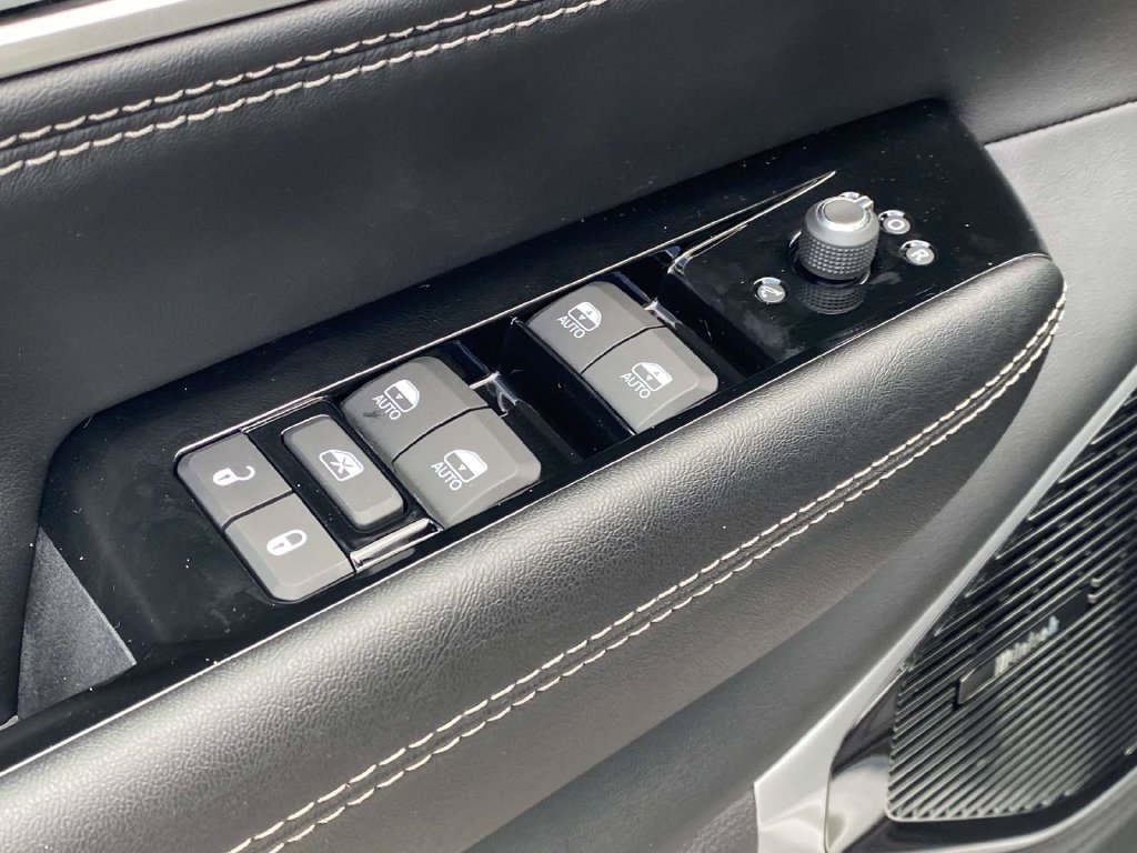 New 2026 Jeep Grand Wagoneer Limited AWD/4WD image 14