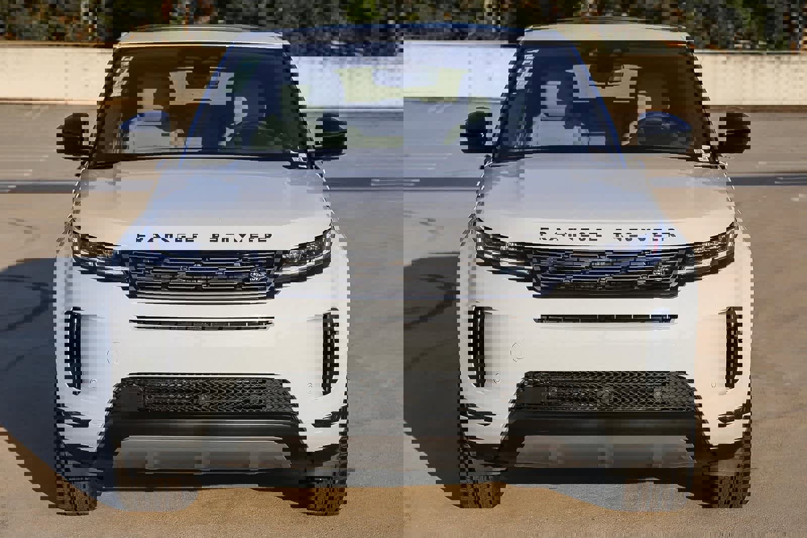 New 2026 Land Rover Range Rover Evoque S image 2