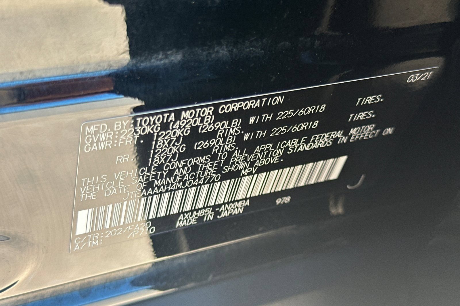 Certified 2021 Toyota Venza LE w/ Carpet Mat Package (TMS) AWD/4WD image 38