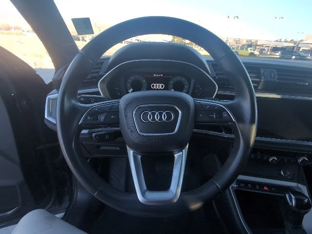 Used 2023 Audi Q3 2.0T Premium image 13
