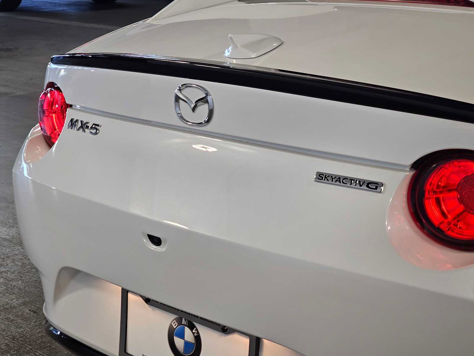 Used 2023 MAZDA MX-5 Miata Grand Touring w/ Appearance Package RWD image 7