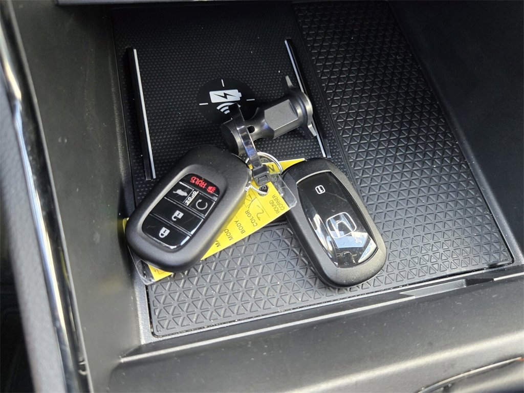 Used 2025 Honda CR-V Sport-L image 19