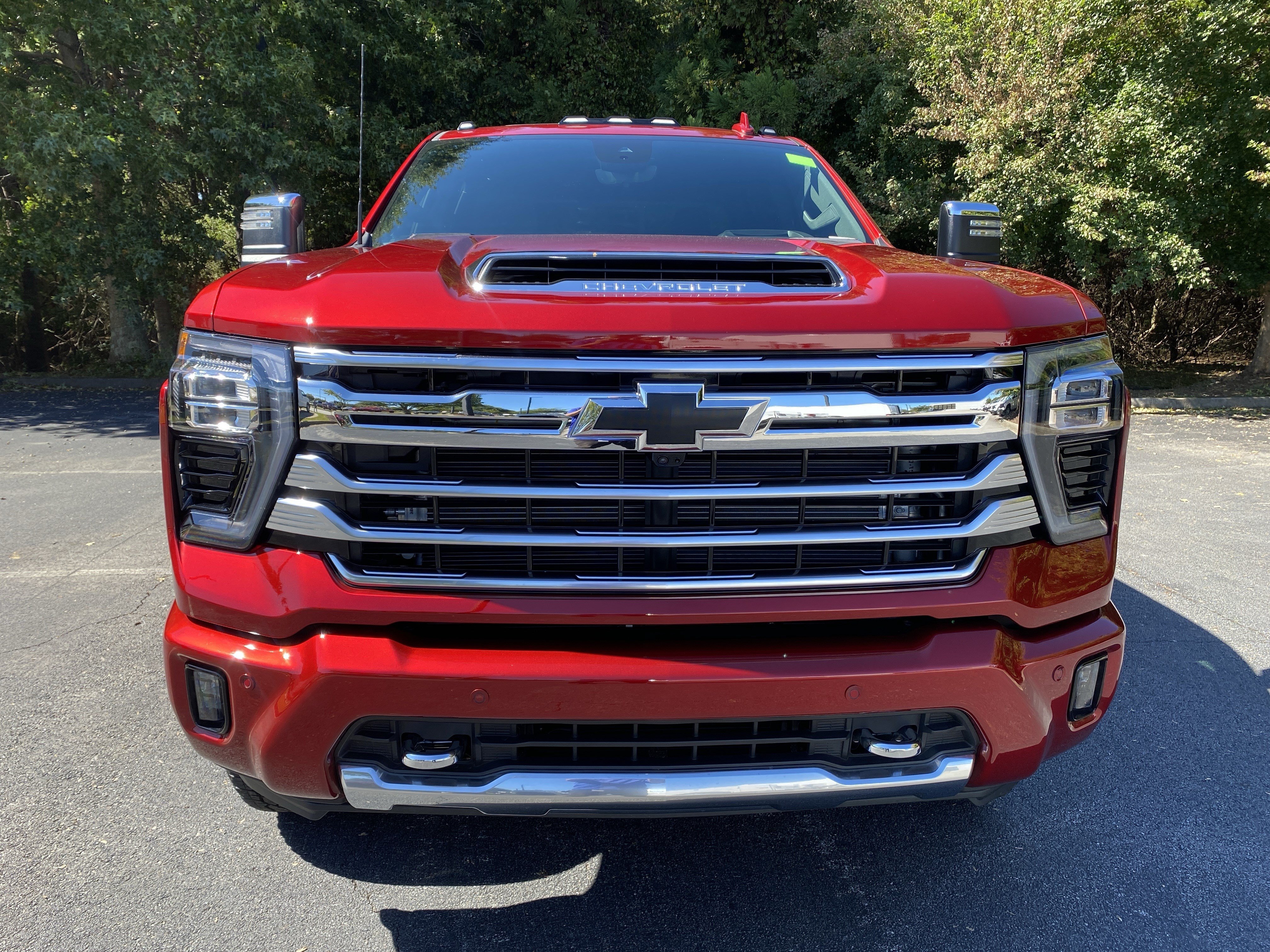 Used 2026 Chevrolet Silverado 2500 High Country w/ High Country Premium Package AWD/4WD image 48