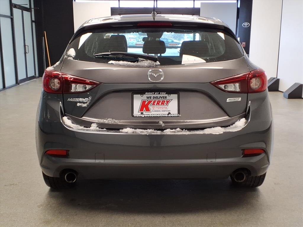 Used 2018 MAZDA MAZDA3 Touring image 6