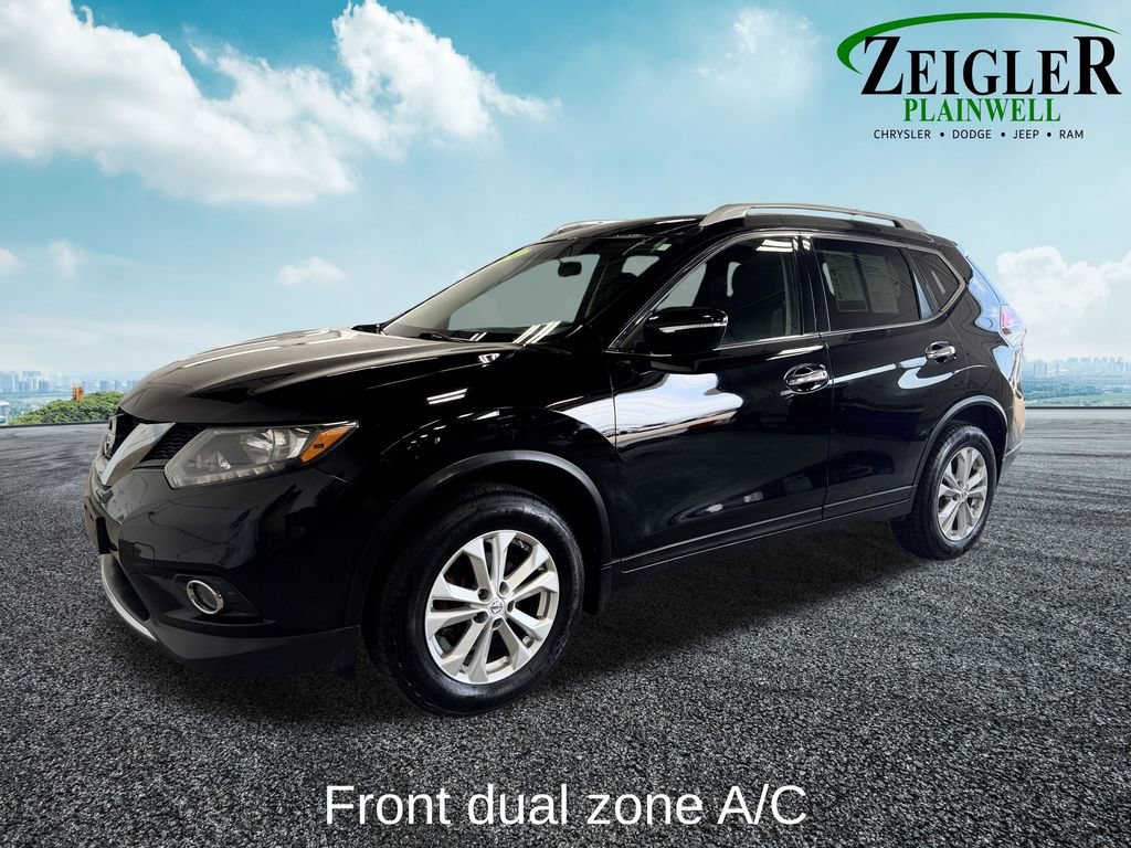 Used 2014 Nissan Rogue SV AWD/4WD image 2