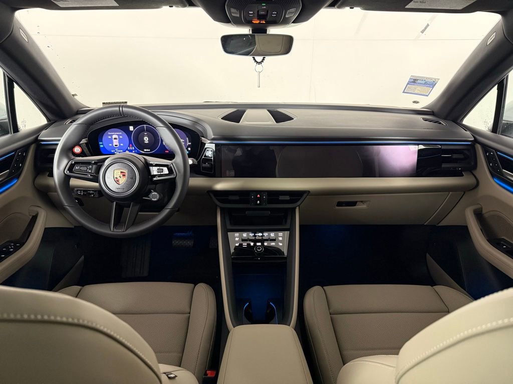 New 2025 Porsche Macan 4 Electric image 20