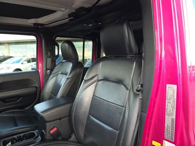 Used 2022 Jeep Wrangler Unlimited Sahara image 13