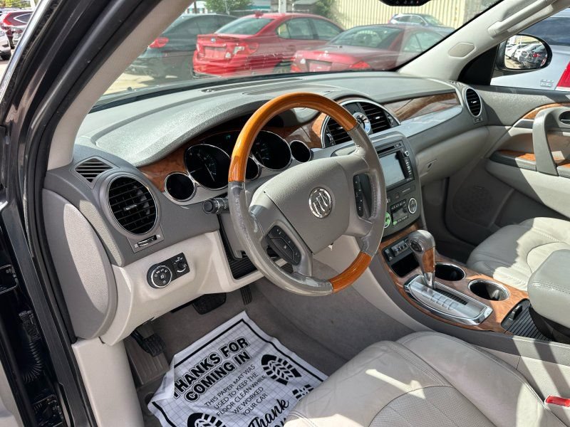 Used 2012 Buick Enclave Leather AWD/4WD image 29