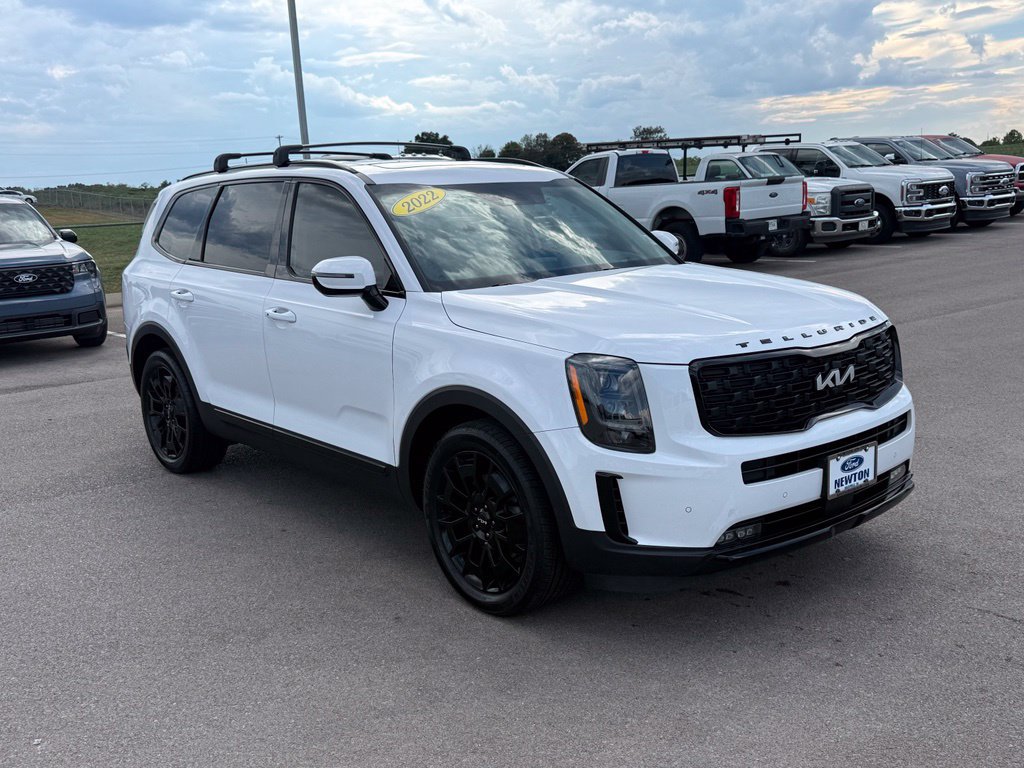 Used 2022 Kia Telluride SX w/ SX Prestige Package AWD/4WD image 2