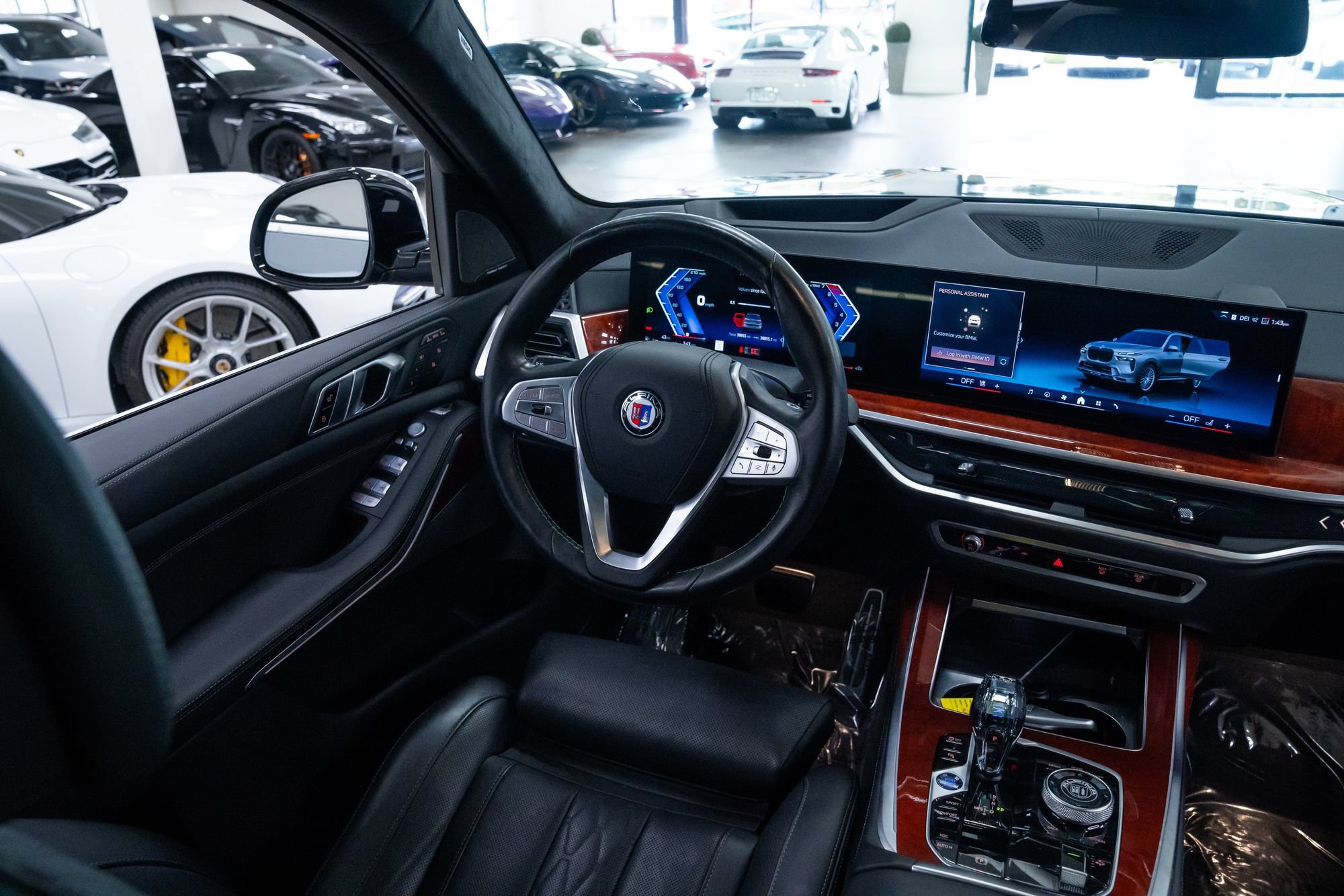 Used 2024 BMW ALPINA XB7 AWD/4WD image 10