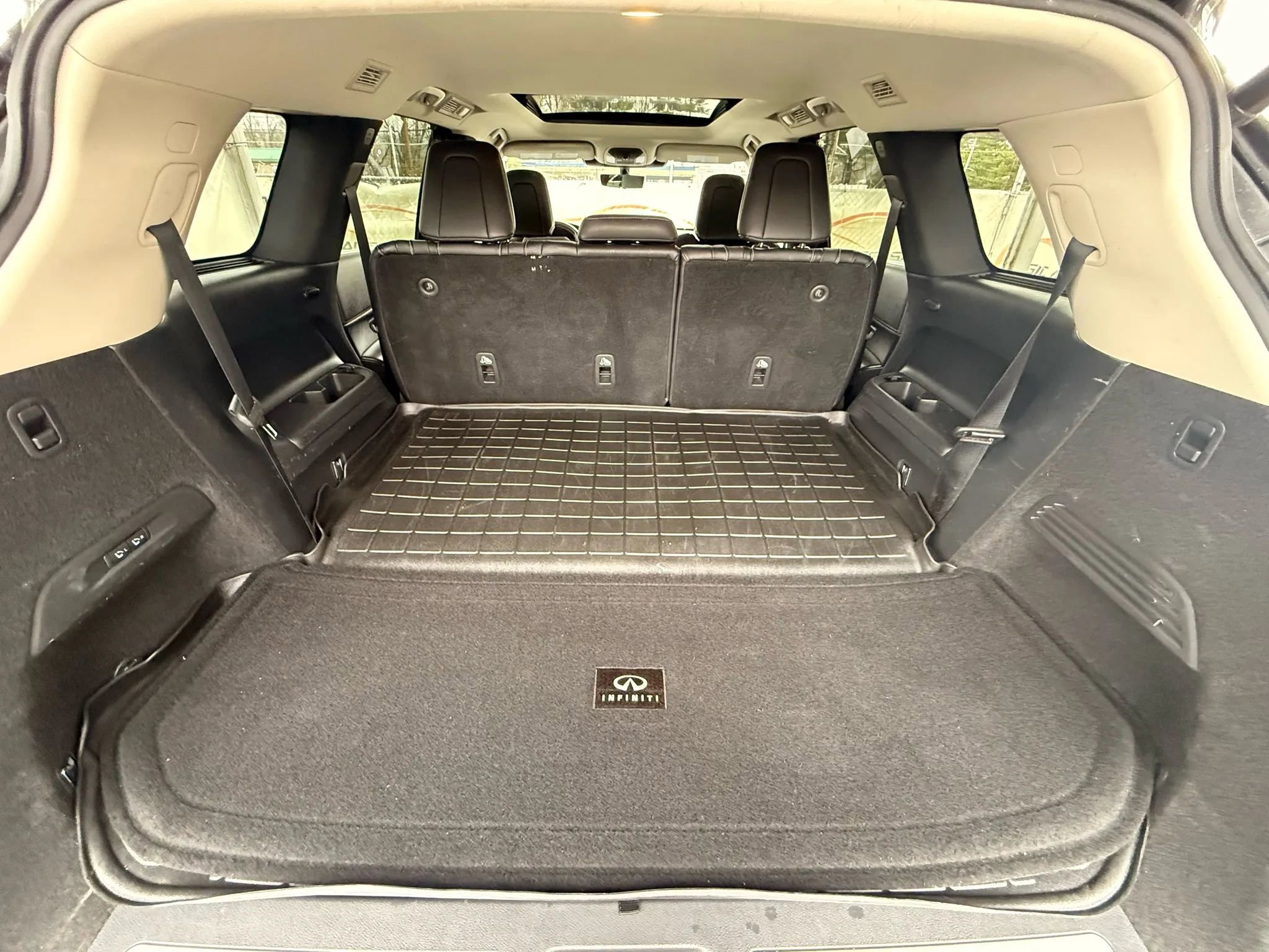 Used 2022 INFINITI QX60 Sensory w/ Vision Package image 23