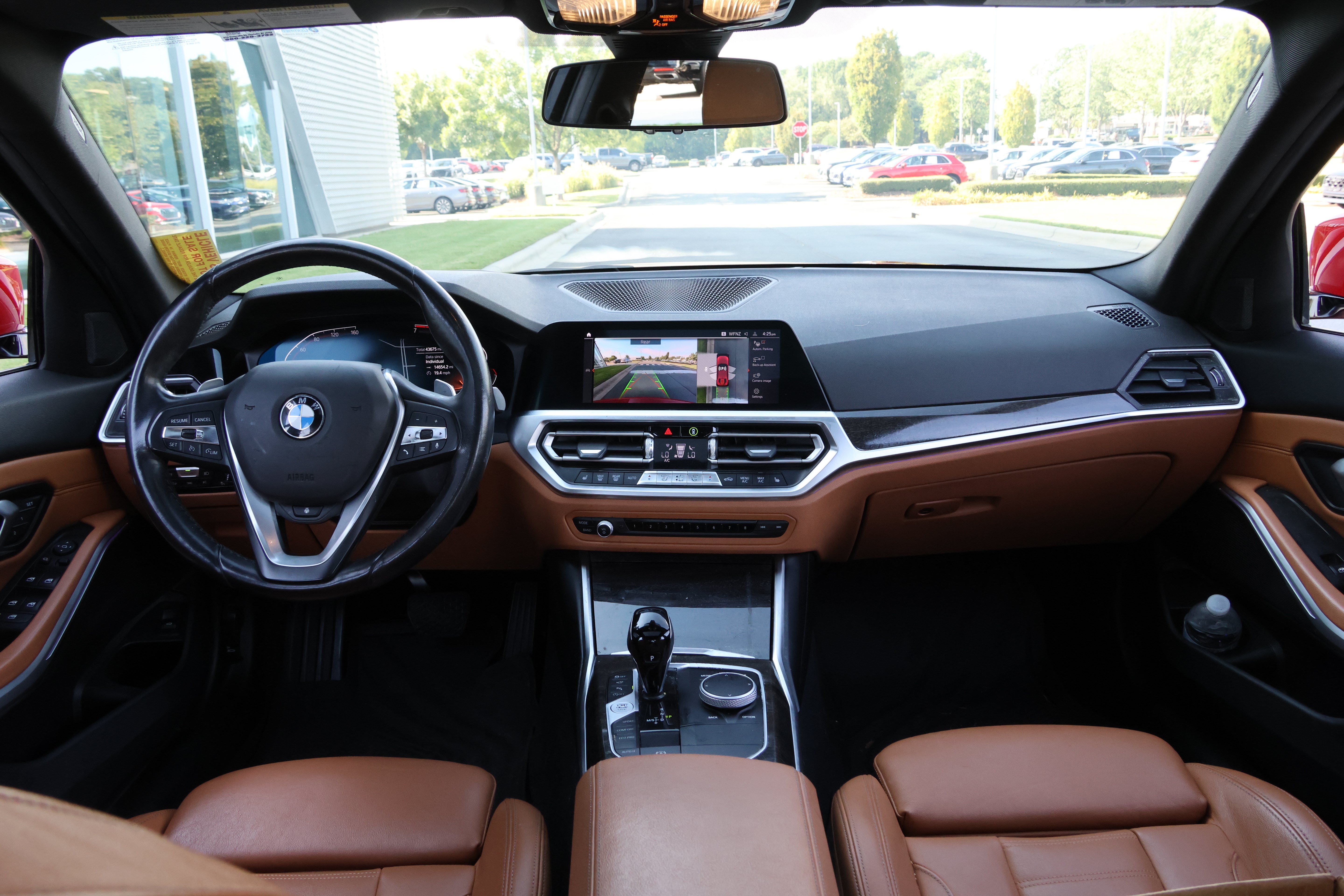 Used 2021 BMW 330i xDrive Sedan w/ Premium Package AWD/4WD image 15
